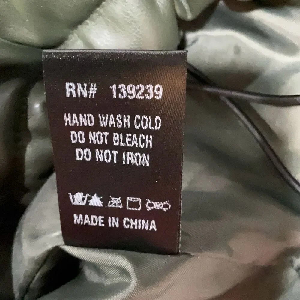 Pomander Place Olive Green Tuckernuck Faux Leather Puffer Coat Jacket Size Small - Picture 9 of 10